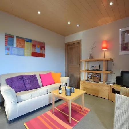 Сasa de vacaciones Cozy In Bastogne, Cleaning Included Luzery