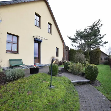 Cottage In Bastogne Near War Museum, Cleaning Included *
